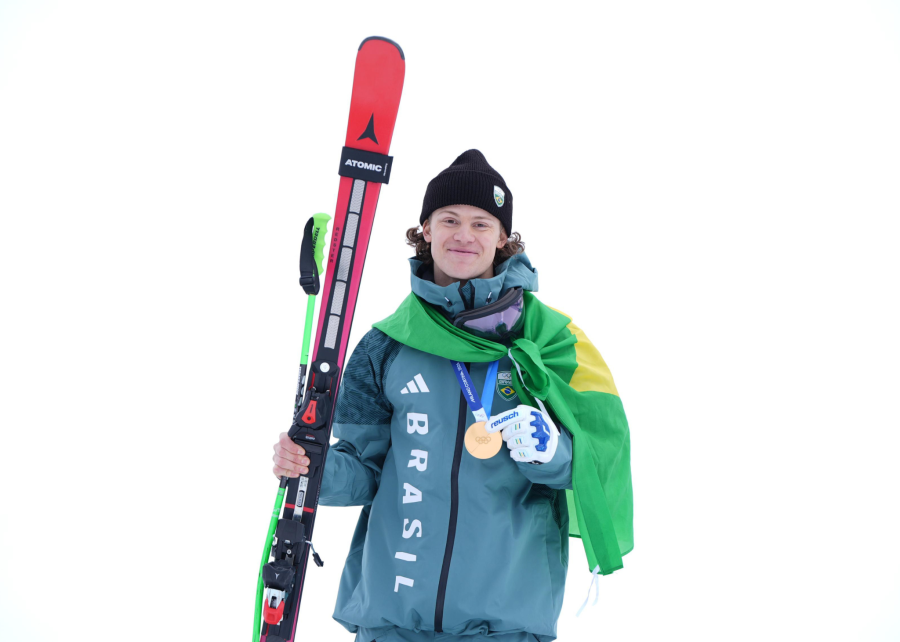 Lucas Pinheiro: o Brasil na neve 