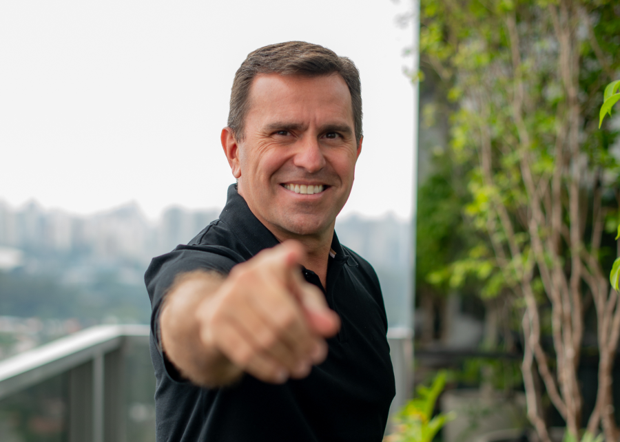 Rodrigo Bocardi e o novo modelo de comunicação no Brasil 